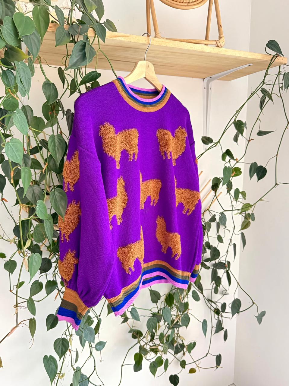 Sweater Llamas Morado 