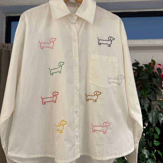 Camisa Perritos Salchicha Oversize 
