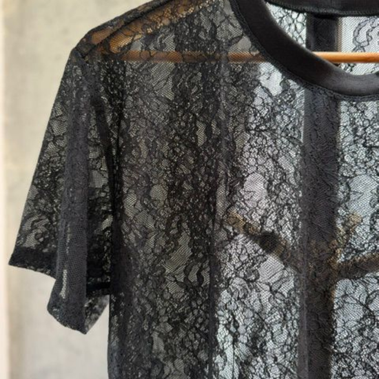 Camiseta Encaje Negra 