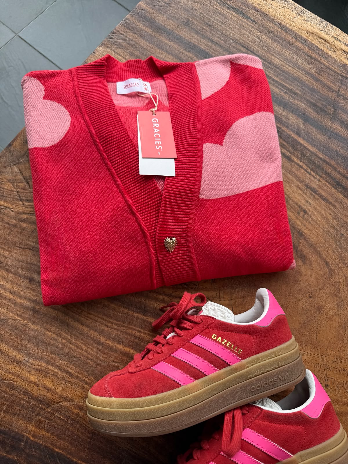 Sweater Nubes Rojo Abierto - Golden Hearts 